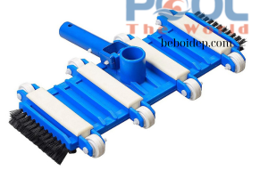 Bàn Hút Đáy Hồ Bơi Bị Hút Chặt Xuống Đáy Và Cách Điều Chỉnh