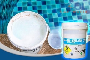 Cách khử mùi hôi khó chịu trong hồ bơi bằng Chlorine Nhật NIPON 70%