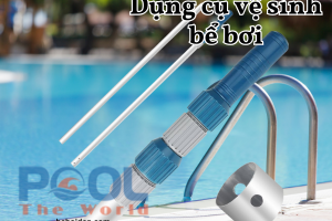 Chiều dài sào ảnh hưởng thế nào đến lực tay khi hút đáy hồ bơi?