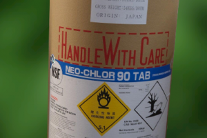 Chlorine Nhật TTCA 90% bột hỗ trợ hồ bơi như thế nào?