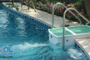 Công nghệ tiên tiến trong hóa chất vệ sinh bể bơi