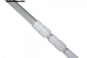 Dễ dàng vệ sinh hồ bơi rác nổi ở vị trí xa thành bờ nhờ sào nhôm 9m