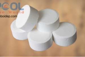 Đi Du Lịch Vẫn Yên Tâm Nước Sạch Nhờ Cách Giữ Clo Hồ Bơi Ổn Định Với Clo Viên 200g Nhật