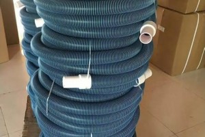 Đổi Mới Cách Dọn Hồ Bơi Với Ống Mềm Hút 30m Siêu Dày – Tinh Tế Và Tiện Lợi