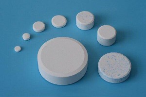 Hóa chất Clo viên 200g Nhật – Bảo vệ sức khỏe người bơi với công nghệ từ Nhật Bản