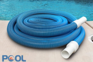 Lực hút mạnh có làm hỏng ống hút hồ bơi không? Giải đáp chi tiết