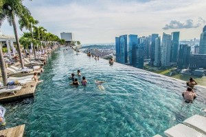 3 hồ bơi chân mây có góc ngắm cảnh tuyệt nhất ở Singapore