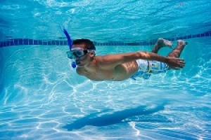 Xử lý nước bể bơi bằng đèn UV và Ozone