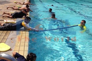 Sào nhôm 3m – Dụng cụ không thể thiếu trong vệ sinh và bảo trì hồ bơi