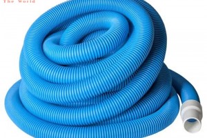 Sức mạnh vô hình của ống mềm hút 30m dày trong công cuộc làm sạch hồ bơi