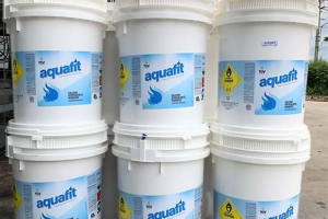 Tại sao Chlorine INDIA 70% Aquafit là lựa chọn tiết kiệm số 1 cho hồ bơi gia đình?