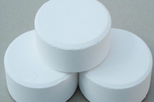 TCCA Viên Nén 2Gram Dùng Cho Hồ Bơi Và Cách Kiểm Soát Lượng Clo Khi Châm